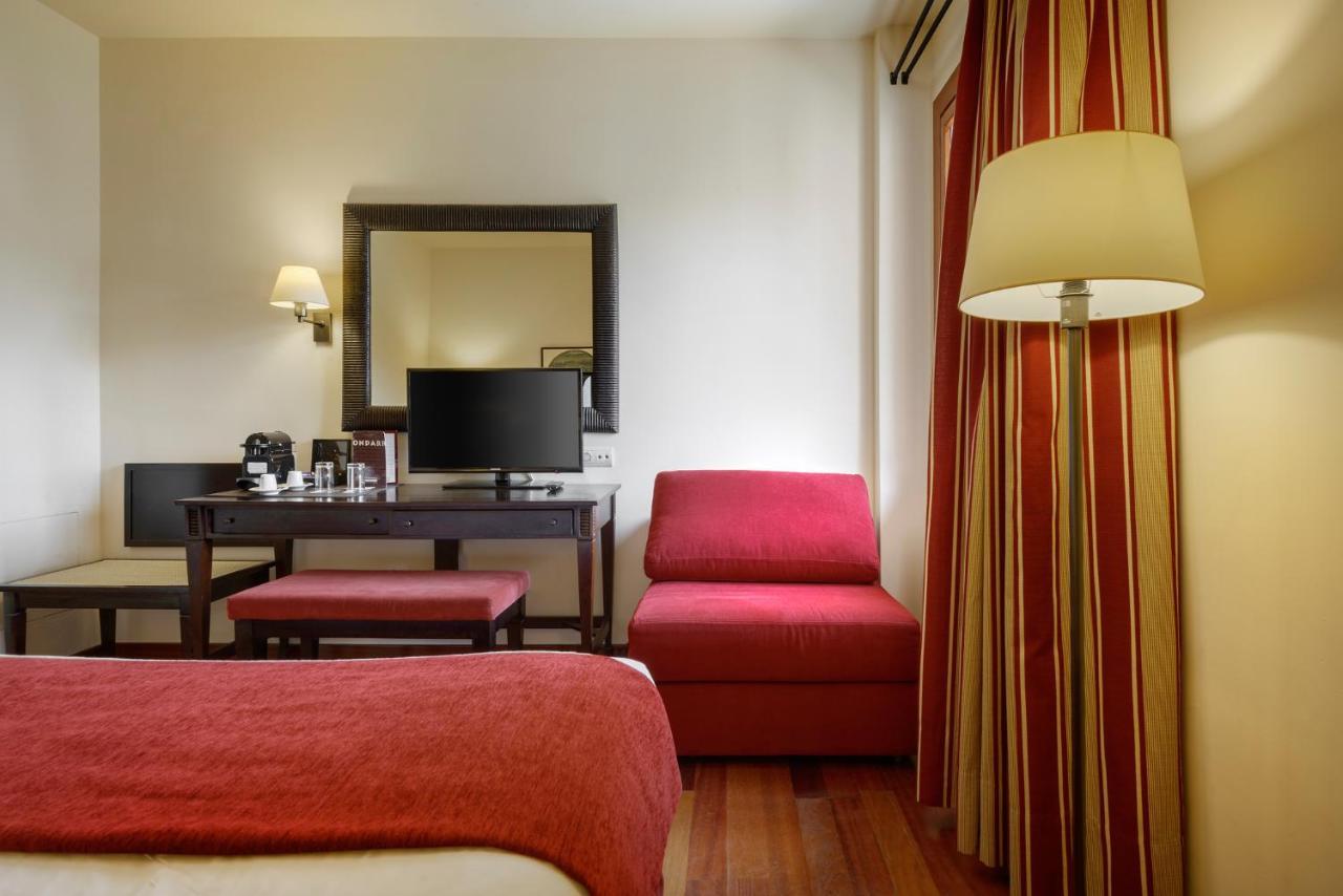 Hotel Saliecho ฟอร์มีกัล ภายนอก รูปภาพ